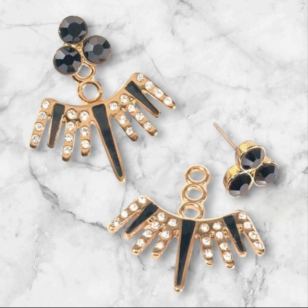 📦Mark. Jacket Required Earrings 2 piece Avon 2015